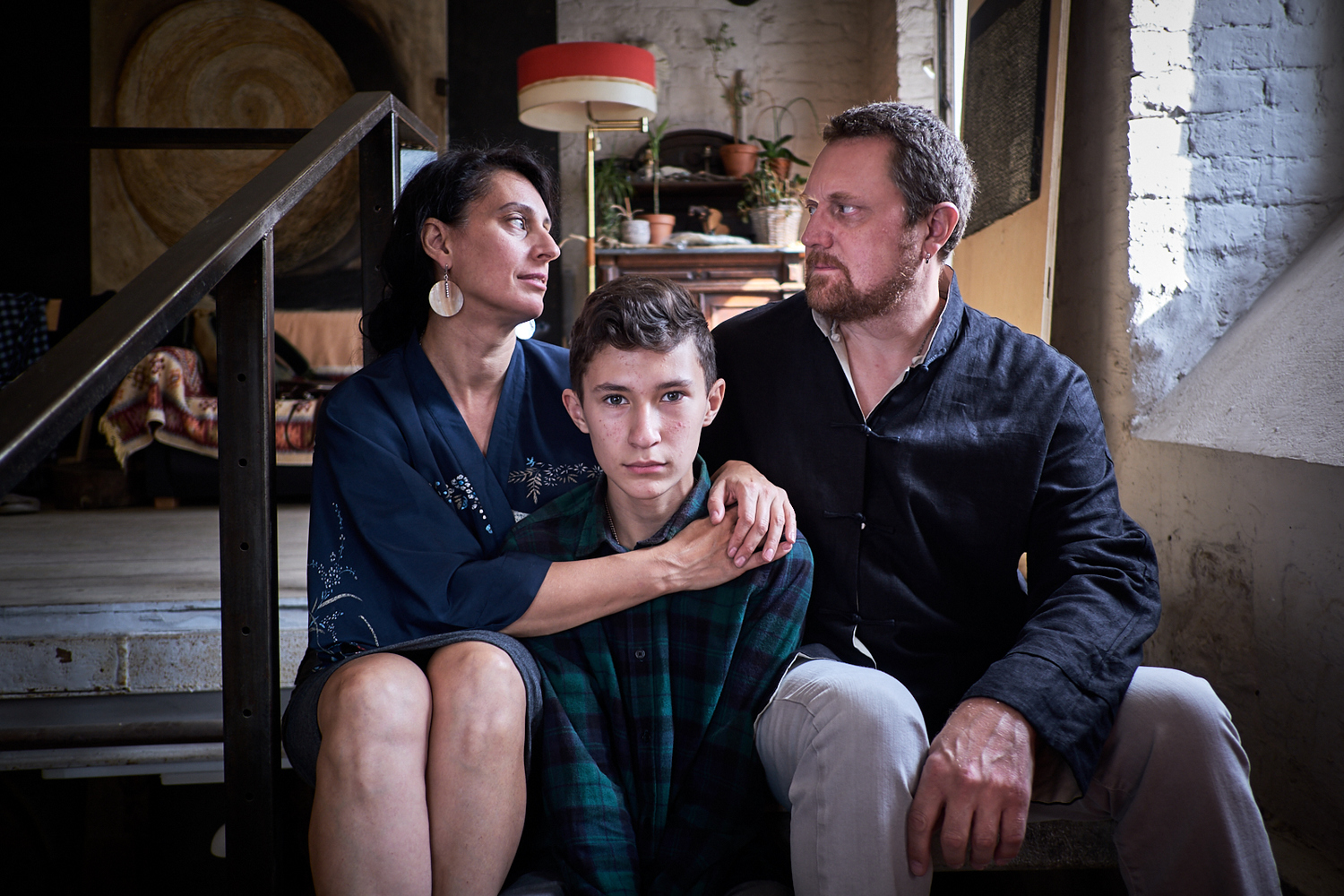 <span style="font-weight: bold;">СЕМЕЙНАЯ ФОТОСЕССИЯ - ГРУППОВОЙ ПОРТРЕТ В ИНТЕРЬЕРЕ</span>